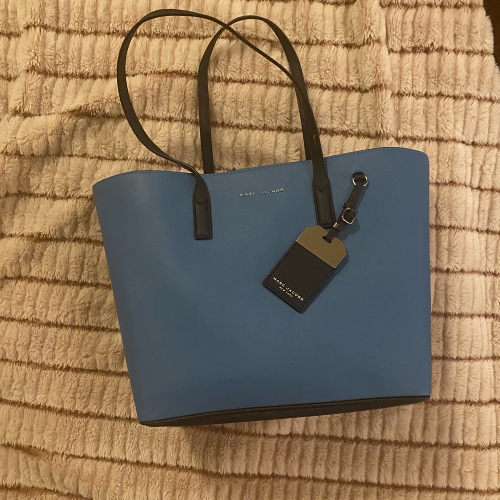Marc Jacobs sidekick color blocked tote!